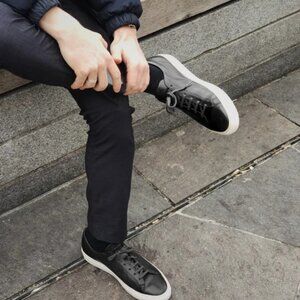 Loake Lifestyle black leather Sprint NWOB  size 44 US 11